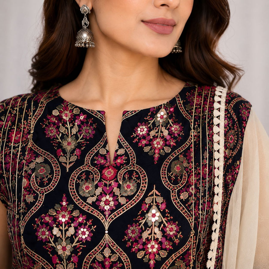 Noir Gulbahar Embroidered Suit Set