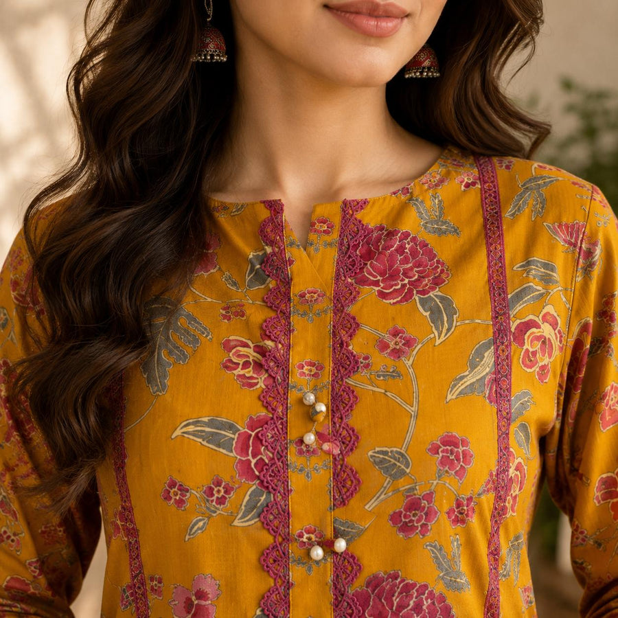 Traditional Printed Suit Set.